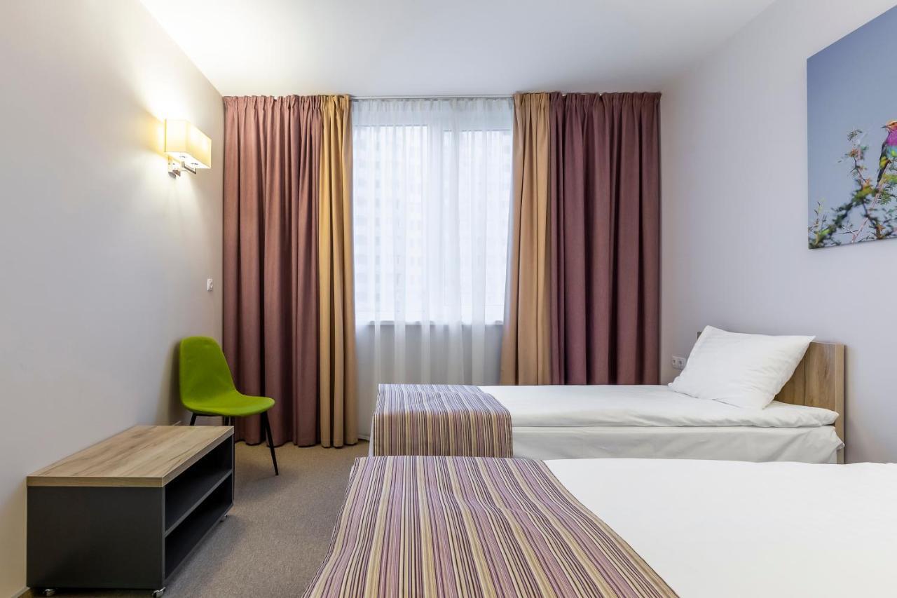 Favor Sport Hotel Kiev Exteriör bild
